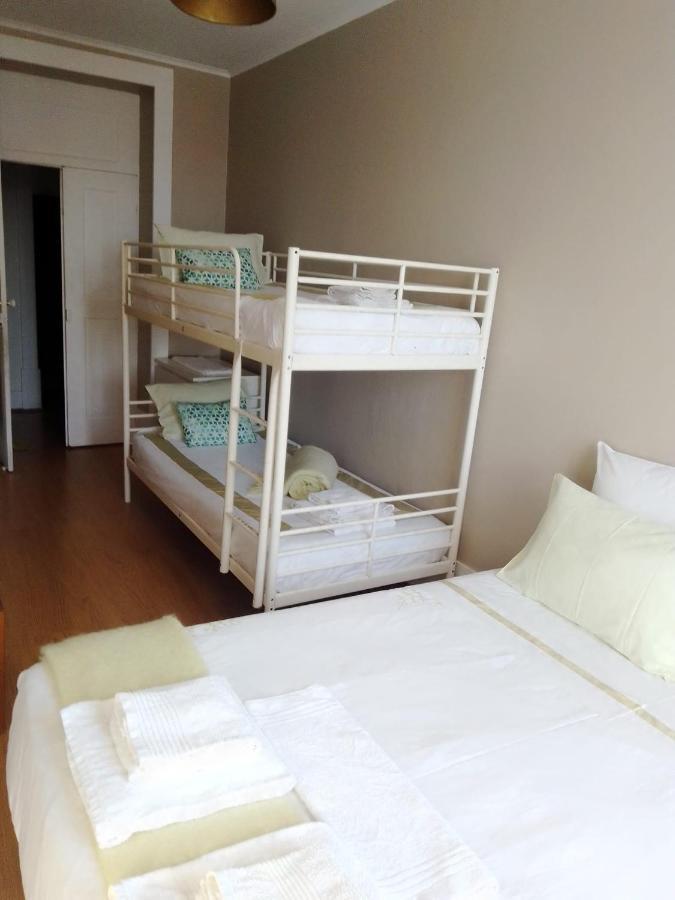 Menina Da Ria Guest House أفيرو المظهر الخارجي الصورة