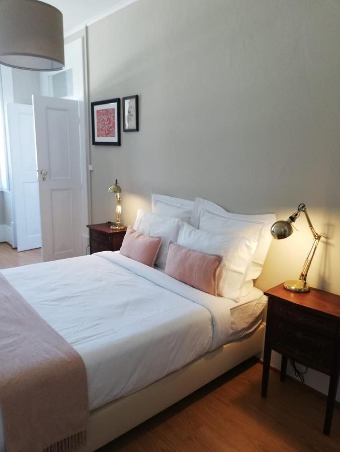 Menina Da Ria Guest House أفيرو المظهر الخارجي الصورة